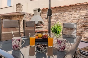 Mil - 30 m From Beach - SA3