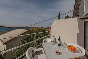 Mil - 30 m From Beach - SA3