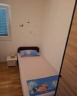 Njoko - sea View & Private Parking - A2 Narancasti