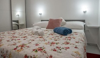 Marin - 200m to the sea - A1