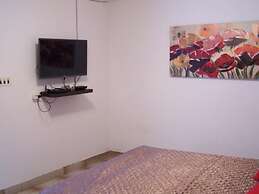 Maja - Free Parking - SA1