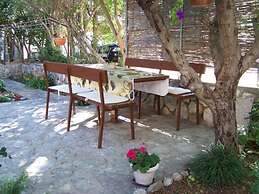 Maja - Free Parking - SA1