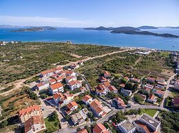 Slavka - Free Parking & BBQ - SA2