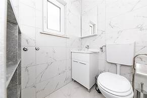 Bozo - 100m to the sea - A1