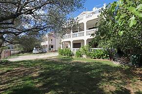 Slavka - Free Parking & BBQ - SA1