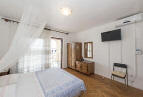 Slavka - Free Parking & BBQ - SA1