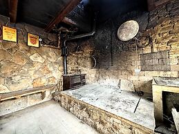 Mia - With Pool - A1