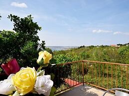 Mari - 30m From the sea - A2