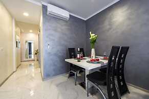 Stane - Modern & Fully Equipped - A4