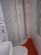 Viki - Seaview & Garden Terrace - A1