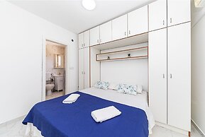 Bozo - 100m to the sea - A4