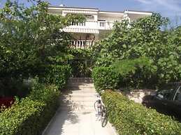 Marija - Seaview - A2