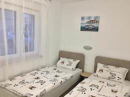 Noel - With Private Pool - A2-prvi kat