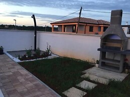 Noel - With Private Pool - A2-prvi kat