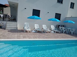 Noel - With Private Pool - A2-prvi kat