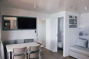 Roman - Mobile Homes With Pool - H1 Mobile Home 1