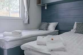 Roman - Mobile Homes With Pool - H1 Mobile Home 1