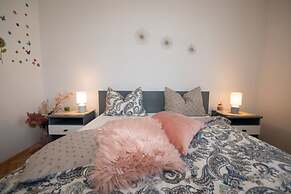 Miriam - 200m From Beach - A2