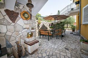 Miriam - 200m From Beach - A2