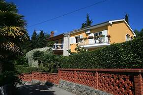 Miriam - 200m From Beach - A2