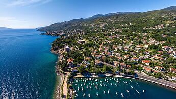 Miriam - 200m From Beach - A2