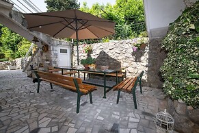 Miriam - 200m From Beach - A2