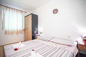 River-directly to the River - H