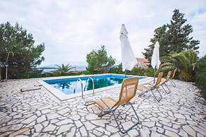 Irena - Apartment With Pool - A1