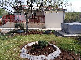 Tamy - With hot tub - H