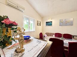 Tamy - With hot tub - H