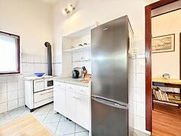 Tamy - With hot tub - H