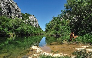 Tamy - With hot tub - H