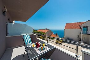 Stane - Modern & Fully Equipped - A3