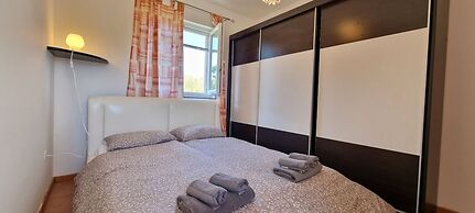 Ron - Spacious Garden - H