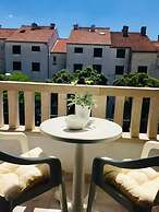 Tattoo - Modern & Free Parking - A4