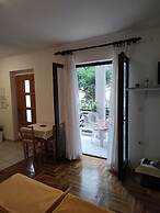 Vale - 450m to the Beach - SA2