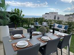 Lux - With Private Pool - A1