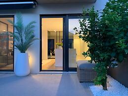 Lux - With Private Pool - A1