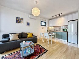 Mendula - Private Garage - A1