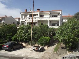 Marija - Seaview - A4