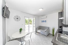 Bozo - 100m to the sea - A2