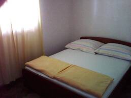 Vale - 450m to the Beach - A3