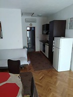 Vale - 450m to the Beach - A3