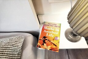 Jele - Perfect Location - A1