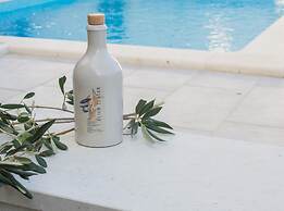 Kova - With Pool - A1