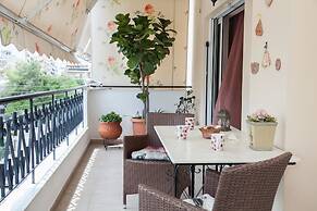 Deluxe 2 Bedroom apt in Petroupoli