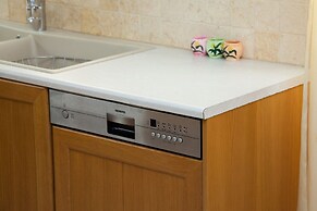 Deluxe 2 Bedroom apt in Petroupoli