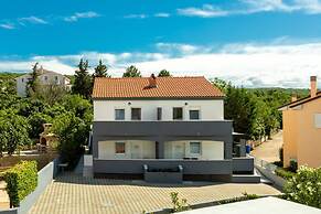 Krk - With Private Pool - H