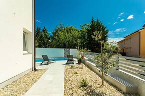 Krk - With Private Pool - H