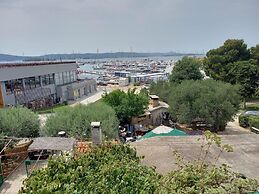 Mare 1 - Close to the sea - A5